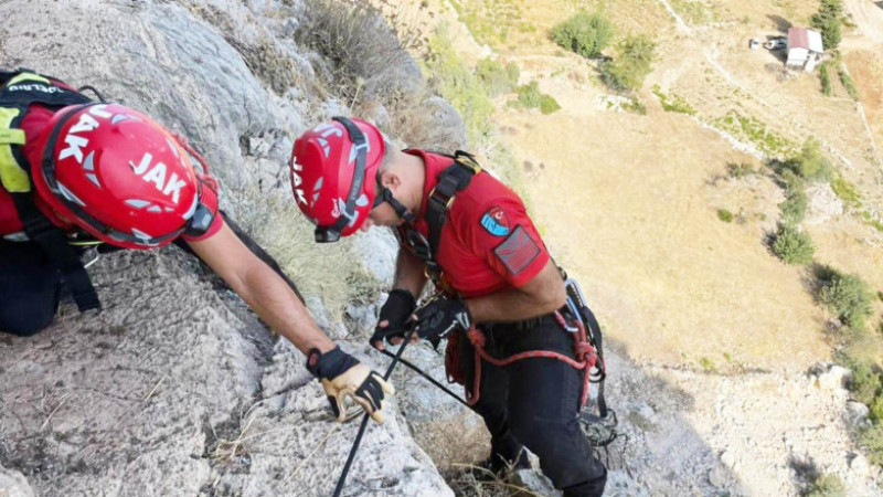 JAK timleri vatandaşın imdadına yetişti; Bir ayda 60 kişiyi kurtardı