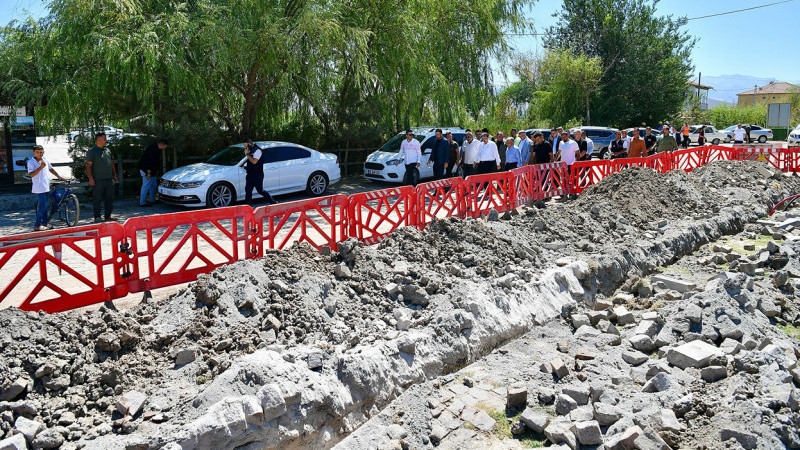 Büyükşehir-DSİ İş Birliği İle Sultan Sazlığı’na Can Suyu