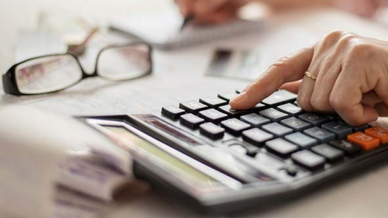 Emekli maaşı kulislerinde hareketlilik! Zamma ayar geliyor