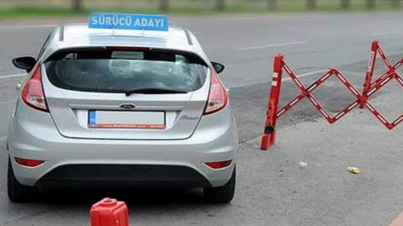 Jokerlerle alınan ehliyetlere operasyon; 301 Gözaltı