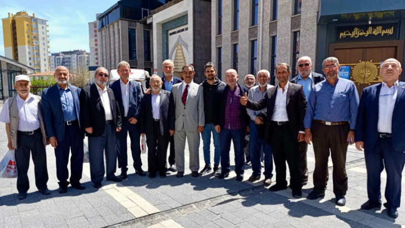 Saadet Partisi Melikgazi İlçe Teşkilatı Altınoluk Mahallesi’nde Vatandaşlarla Buluştu
