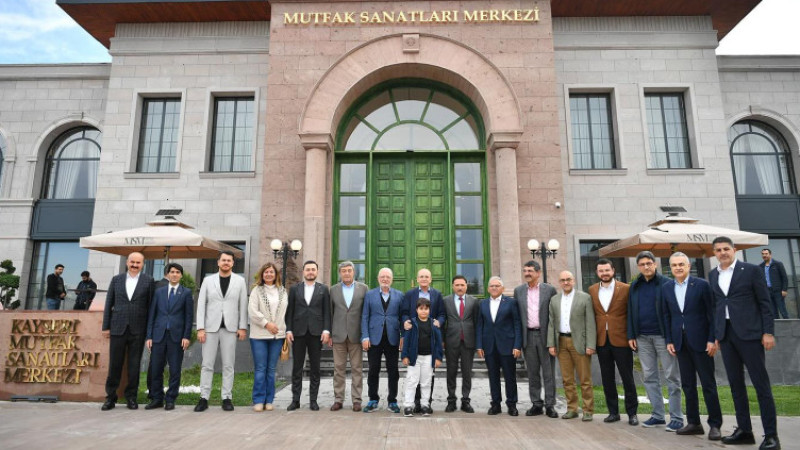 Büyükkılıç’ın Eser ve Hizmet Belediyeciliğine Ankara’dan Takdir Ve Teşekkür