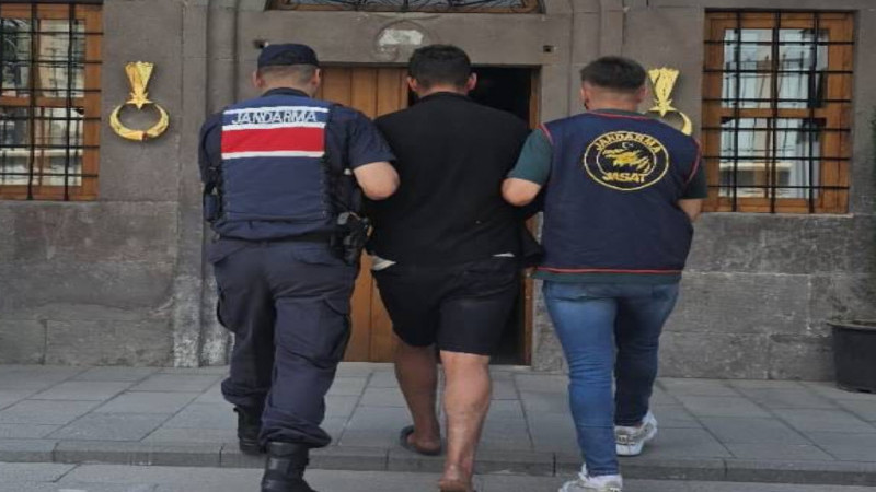 Hakkında 37 yıl hapis cezası kararı vardı