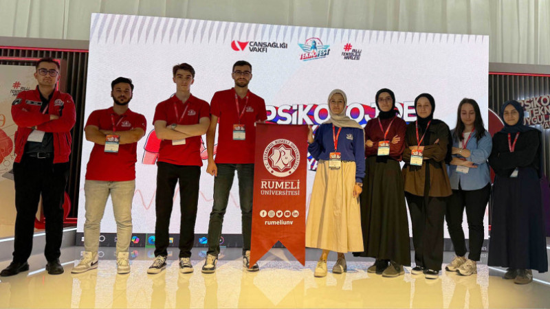 İstanbul Rumeli Üniversitesi Öğrencileri TEKNOFEST 2025 Finalinde