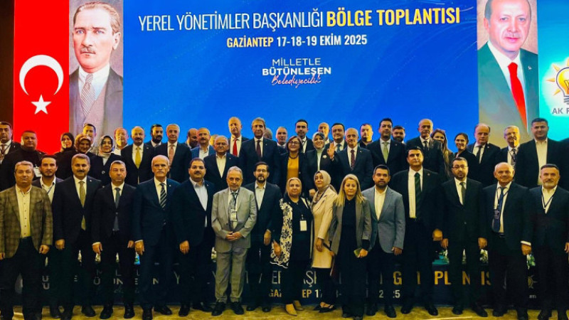 Başkan Büyükkılıç’tan şehir dışında iki gün süren yoğun ‘yerel yönetim’ mesaisi.