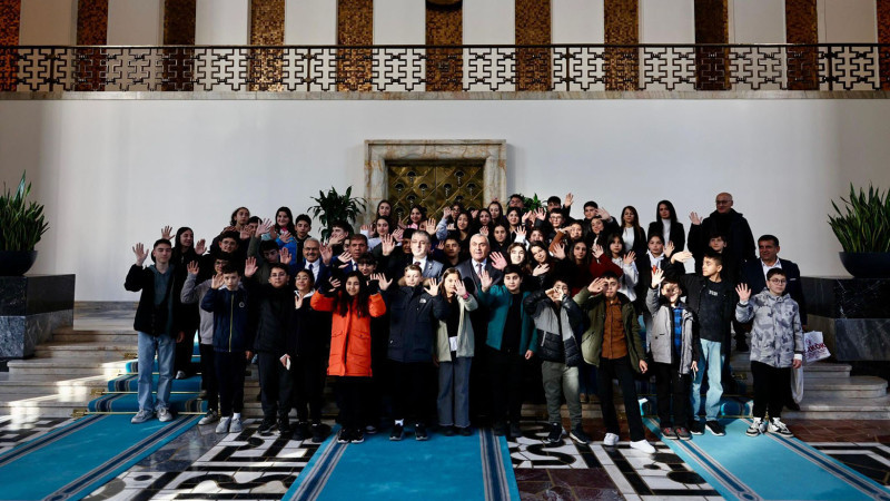 İlk kez Türkiye Büyük Millet Meclisi’ni gördü ve gezdiler