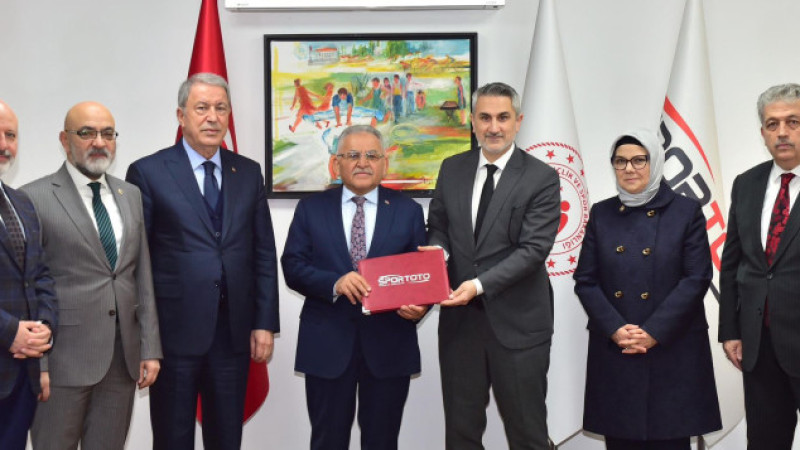 Başkan Büyükkılıç’tan Kayseri Sporuna Dev Hamle; Başkentte İmzalar Atıldı