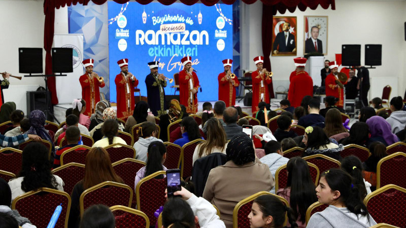 Kayseri Büyükşehir’in Ramazan coşkusu çocukları sevindirdi