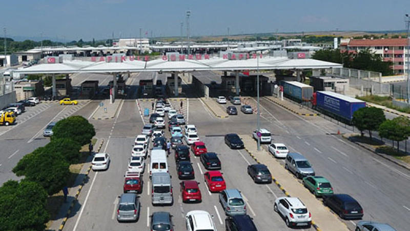 Ticaret Bakanlığı'ndan gurbetçilere yabancı plakalı taşıt için yeni kolaylık