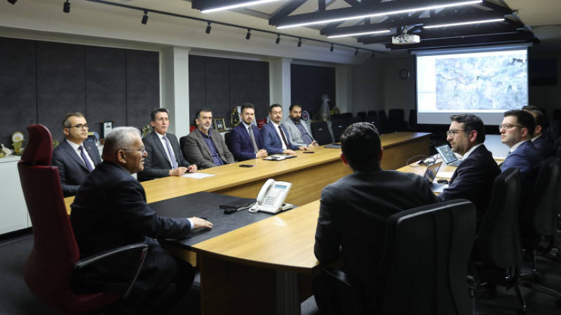 Başkan Büyükkılıç, Kayseri’nin Ulaşım Geleceğini Bugünden Planlıyor