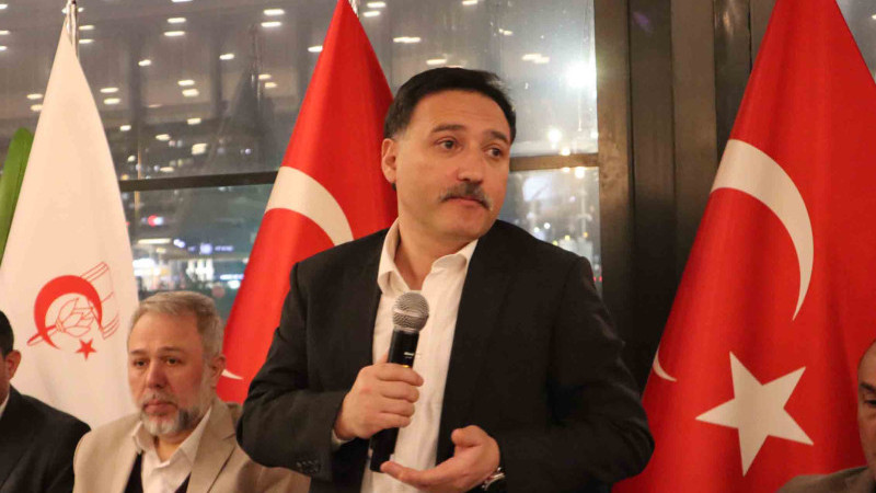 Vali Gökmen Çiçek; Al bayrağımız özgür ve hür bir şekilde dalgalanıyor