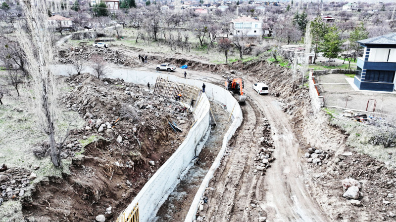 Hacılar Büyük Su Projesi, bağ sezonu başlamadan tamamlanacak