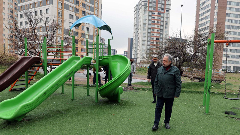 Talas’ta Hafta Sonu Mesaisi; Yeni Park Ve Otopark Alanları İncelendi