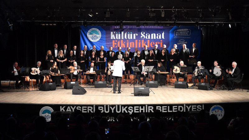 Türk Sanat Müziği Kent Korosu Konseri’nde Kayserililerle Buluştu