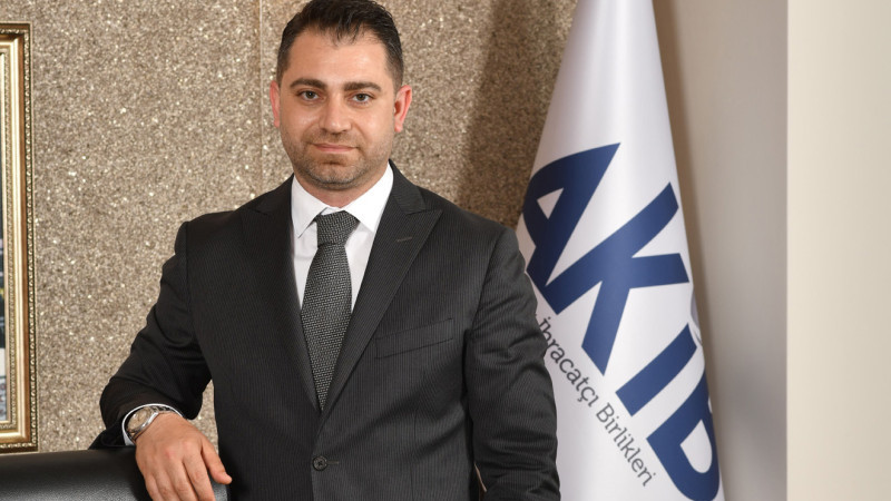 Akdeniz İhracatında Martta Güçlü İvme, Çeyrekte Dengeli Seyir