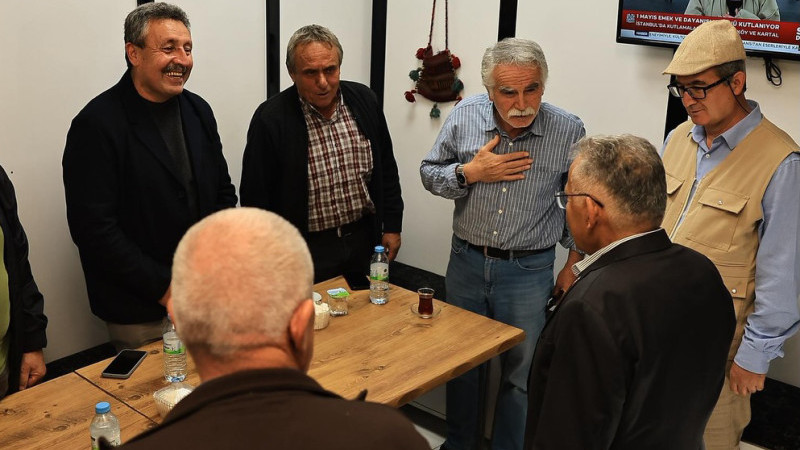 Büyükkılıç’tan Çarşı Ziyareti; Esnaf Ve Vatandaşla Samimi Buluşma
