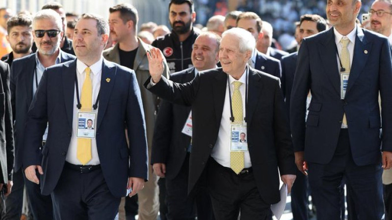 Fenerbahçe'de yeniden Aziz Yıldırım dönemi