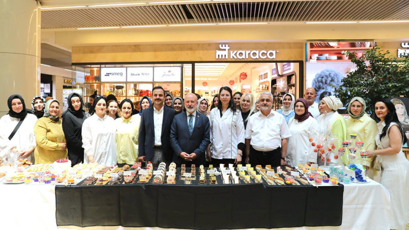 Kocasinan Akademi’den Göz Kamaştıran Yılsonu Sergisi