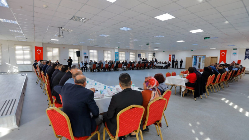 Başkan Büyükkılıç Bünyan'da 46 mahalle muhtarını dinledi